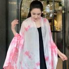 Khăn lụa tơ tằm vẽ tay hoa
