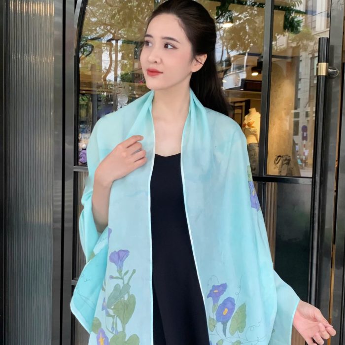 Khăn lụa vẽ tay Khăn lụa vẽ tay