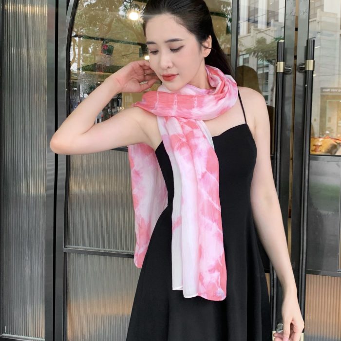 Khăn lụa vẽ tay Khăn lụa vẽ tay