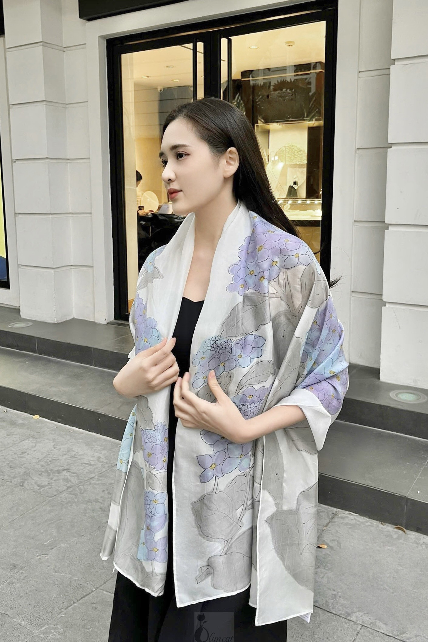 Khăn lụa tơ tằm vẽ tay hoa cẩm tú cầu - khăn lụa dài