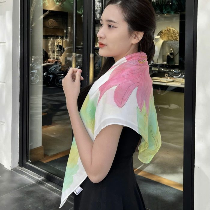 khăn lụa vẽ vuông khăn lụa vẽ vuông