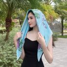 Khăn lụa vẽ tay hoa tử đằng nền xanh ngắn