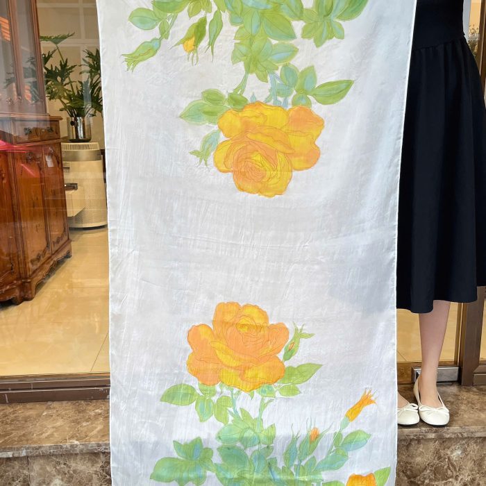 Khăn lụa tơ tằm