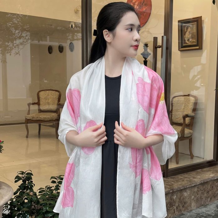 Khăn lụa tơ tằm dài vẽ tay
