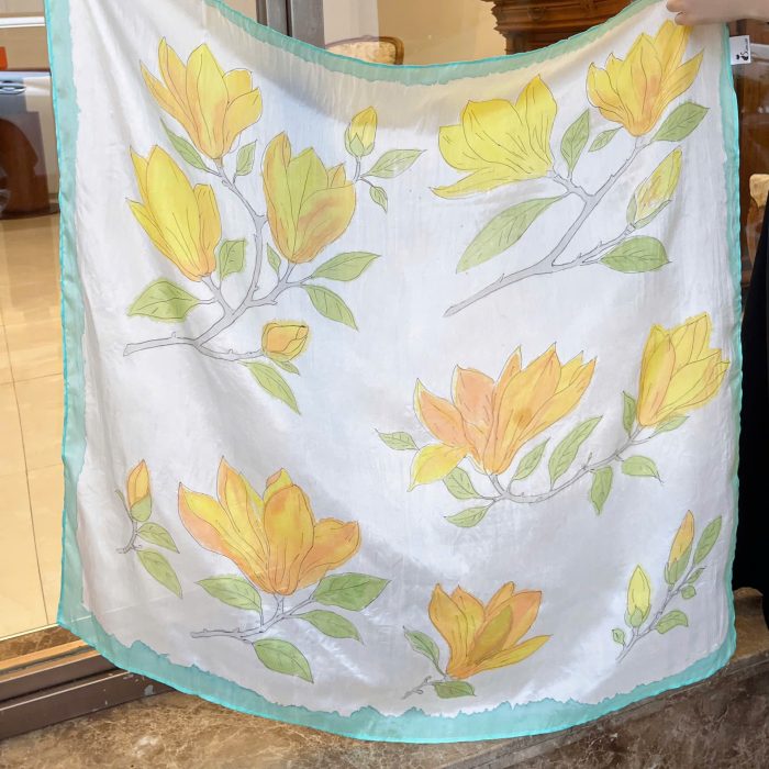 Khăn lụa tơ tằm thủ công