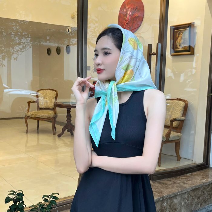 Khăn lụa tơ tằm vẽ tay