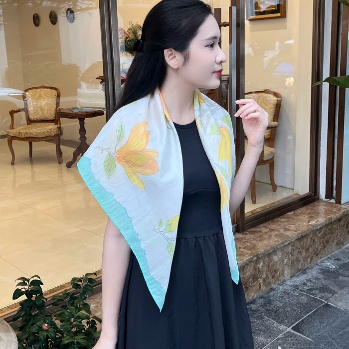 Khăn lụa tơ tằm vuông